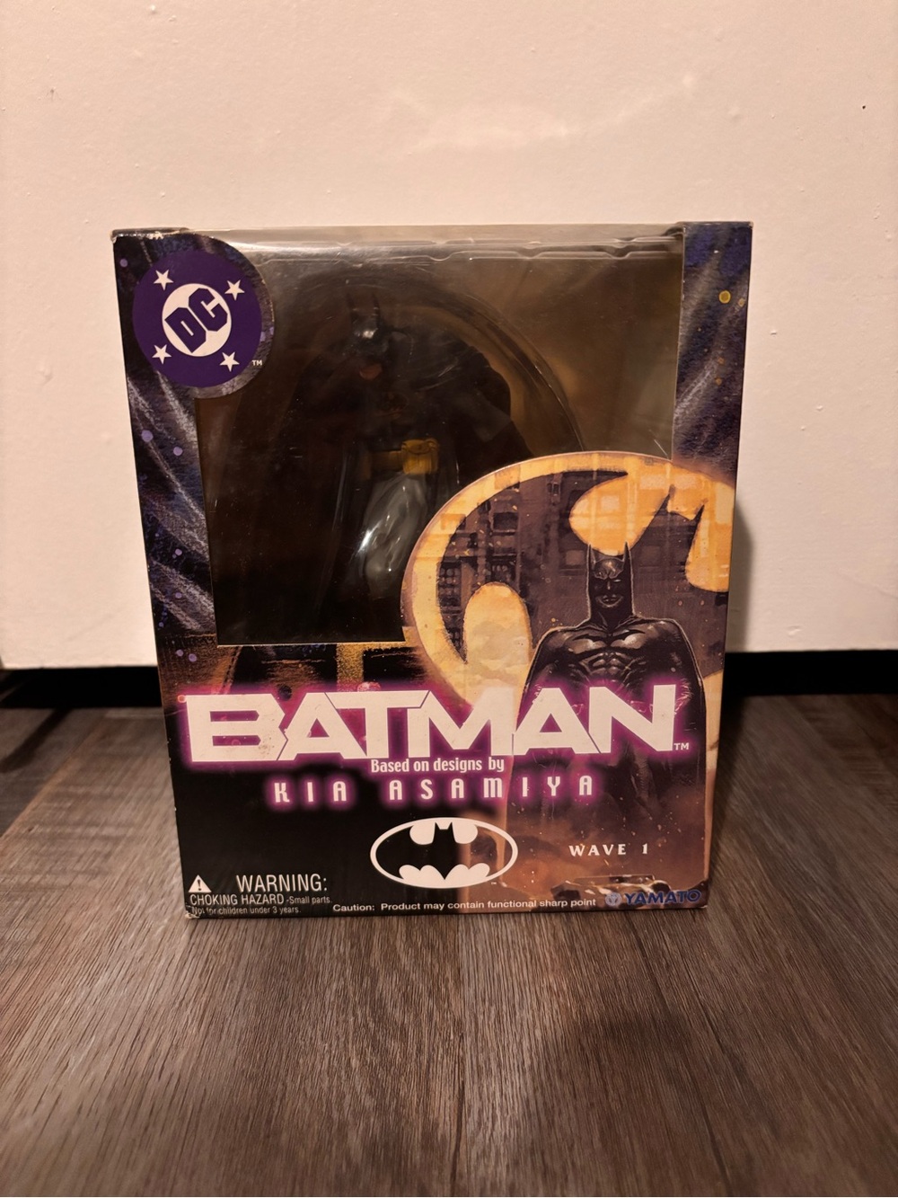 Batman Satue Figure New